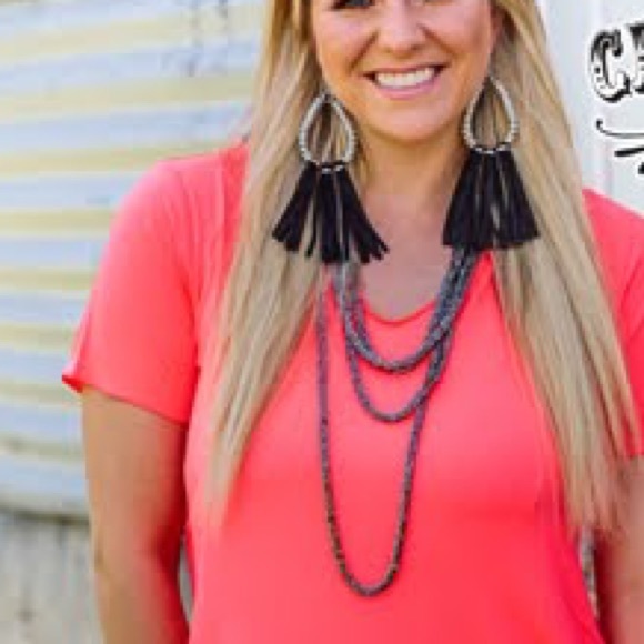 - Silver Loopty Lou necklace - Picture 2 of 4